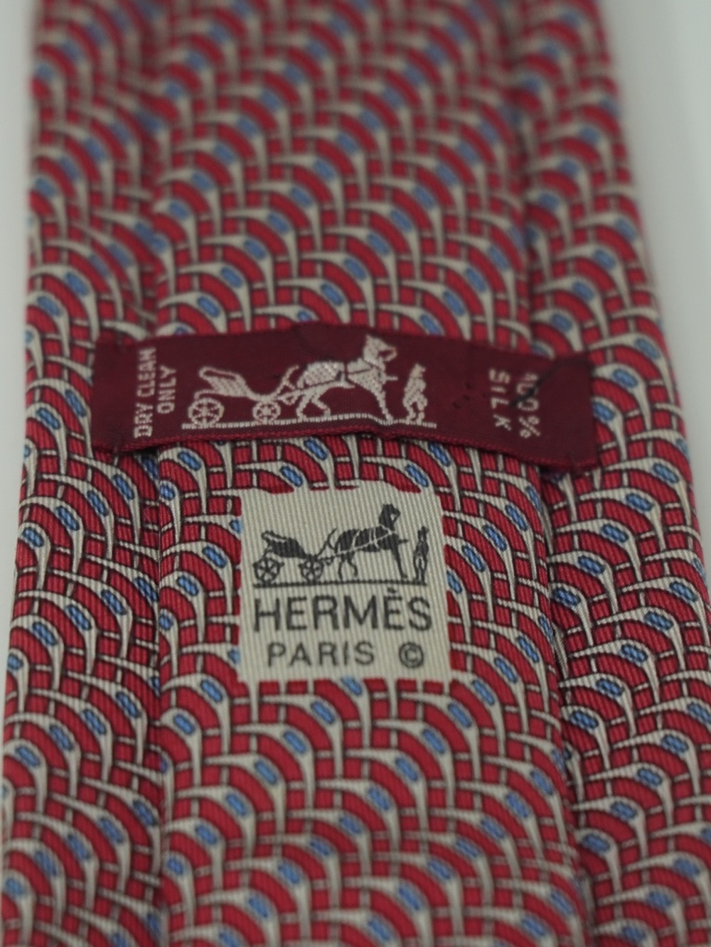 Hermès Paris Red Geometric Silk Tie Made in France Luxury Designer Necktie